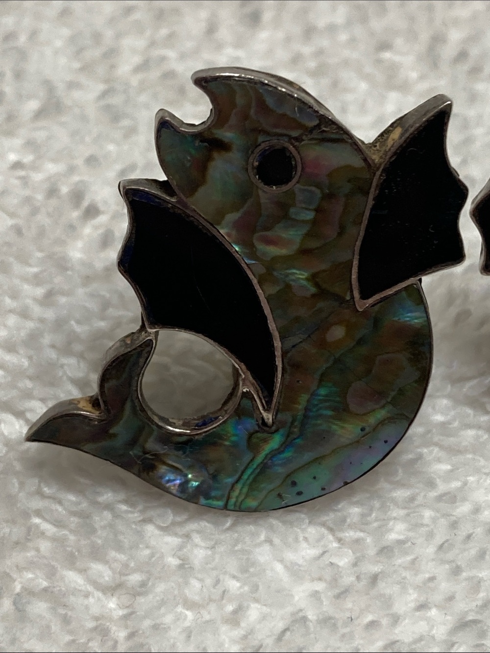 Abalone Shell Fish Screw Back Earrings with Black Inlay - Picture 3 of 6